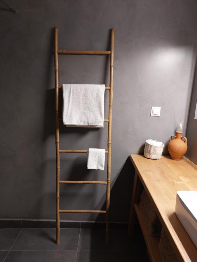 Christina-Anna Athens City Center Walking Distance To Everywhere And Acropolis, In One Of The Most Favorable Locations By National Gardens And Zoo, Hellenic Parliament In Syntagma And Stylish Exquisite Kolonaki Cozy Renovated Apartment 외부 사진