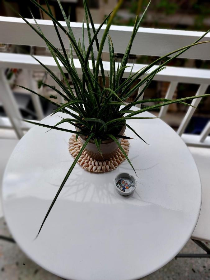 Christina-Anna Athens City Center Walking Distance To Everywhere And Acropolis, In One Of The Most Favorable Locations By National Gardens And Zoo, Hellenic Parliament In Syntagma And Stylish Exquisite Kolonaki Cozy Renovated Apartment 외부 사진