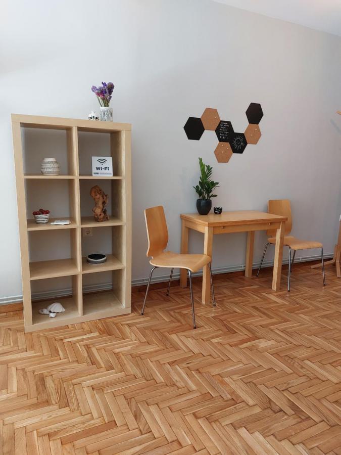 Christina-Anna Athens City Center Walking Distance To Everywhere And Acropolis, In One Of The Most Favorable Locations By National Gardens And Zoo, Hellenic Parliament In Syntagma And Stylish Exquisite Kolonaki Cozy Renovated Apartment 외부 사진
